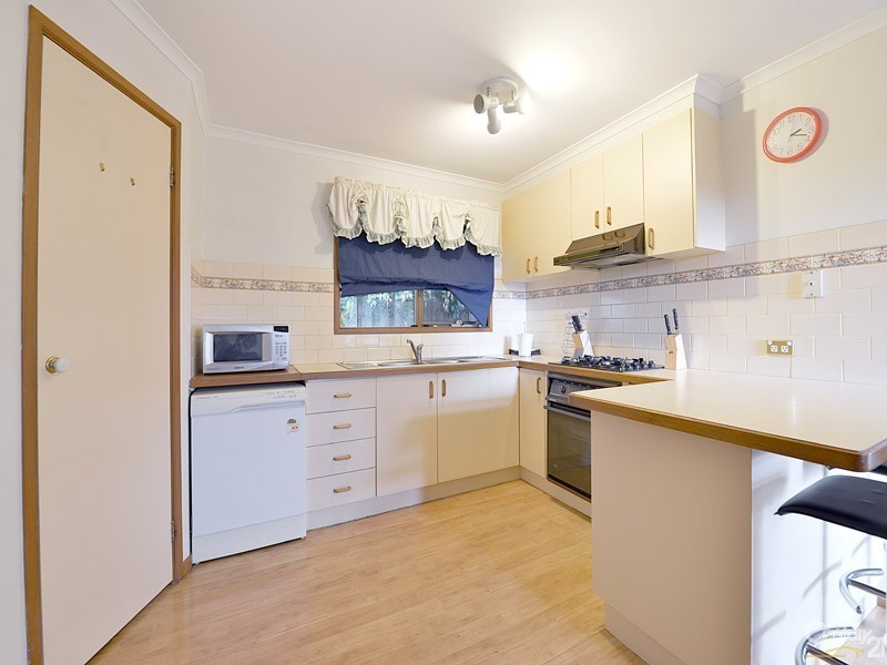 84 Bellevue Drive, Berwick VIC 3806