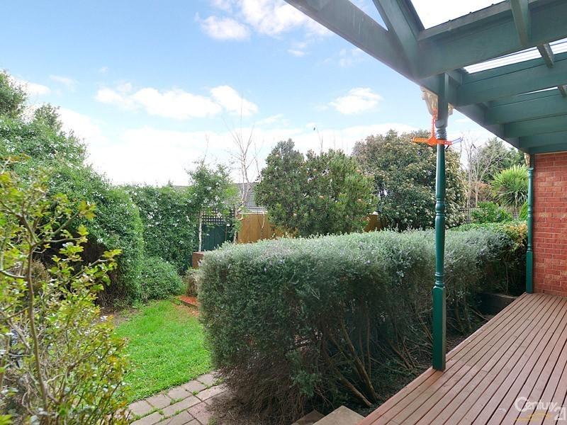 84 Bellevue Drive, Berwick VIC 3806