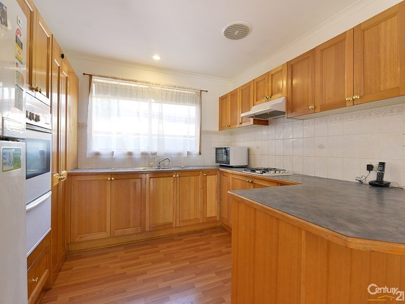 51 Sneddon Drive, Narre Warren South VIC 3805