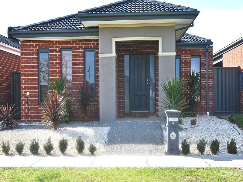 3 Pimpernel Place, Cranbourne North VIC 3977