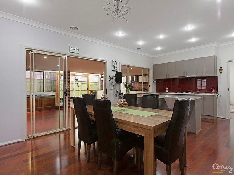 74 Webster Way, Pakenham VIC 3810