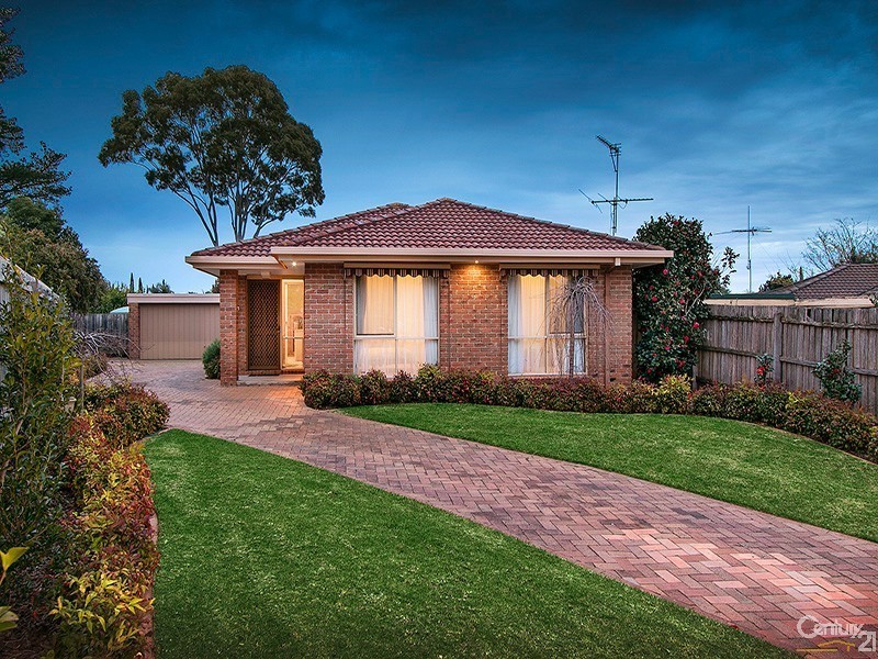 2 Tanunda Close, Narre Warren VIC 3805