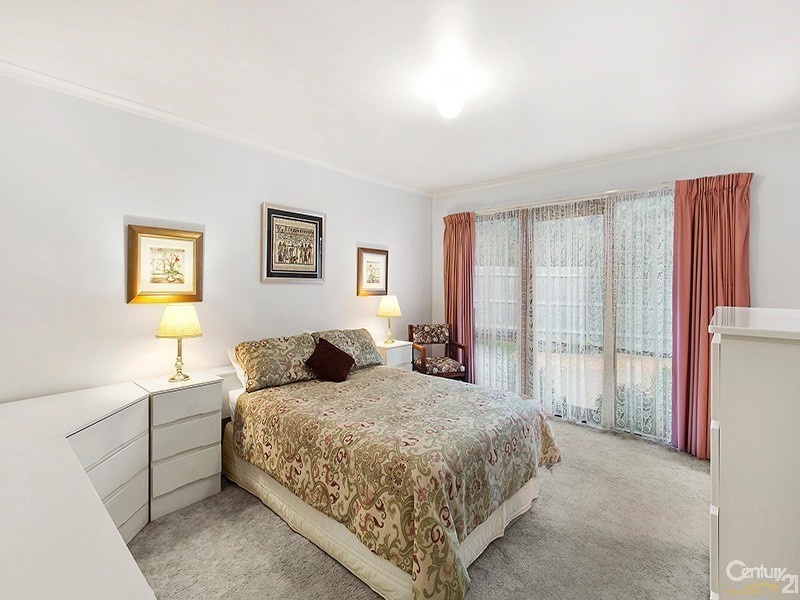 2 Tanunda Close, Narre Warren VIC 3805