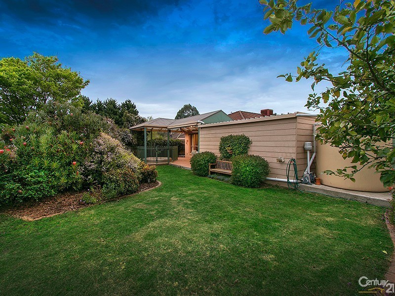 2 Tanunda Close, Narre Warren VIC 3805