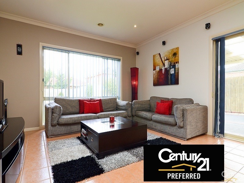 9 River Terrace, Hallam VIC 3803