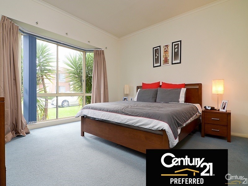 9 River Terrace, Hallam VIC 3803