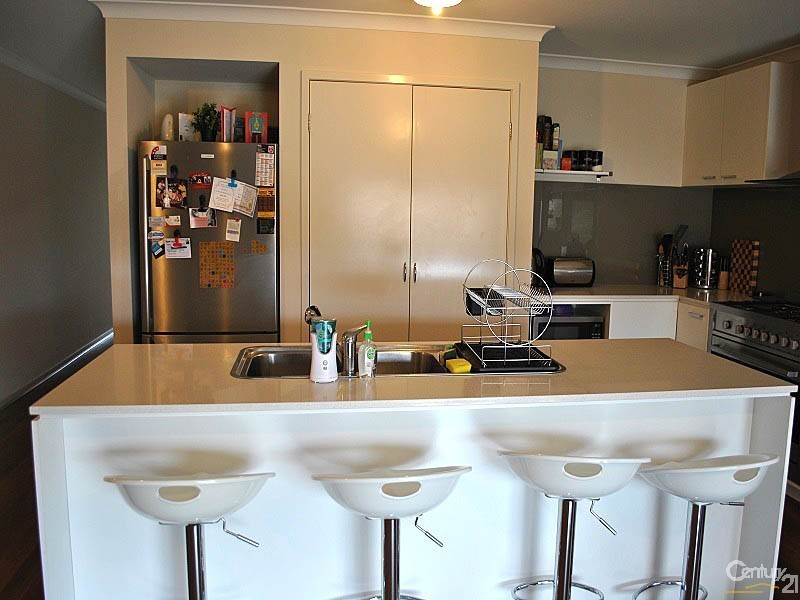 38 Cranbrook Circuit, Officer VIC 3809