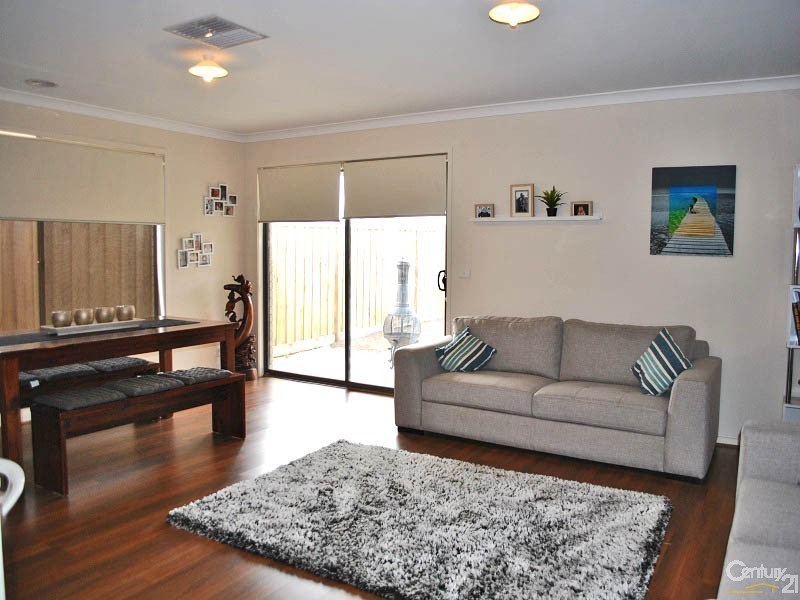 38 Cranbrook Circuit, Officer VIC 3809