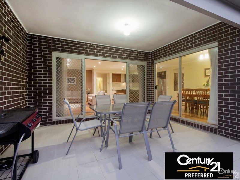 18 Stanhope Avenue, Berwick VIC 3806