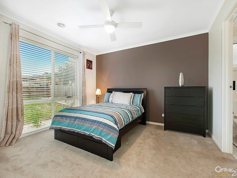 127 Golf Links Road, Berwick VIC 3806