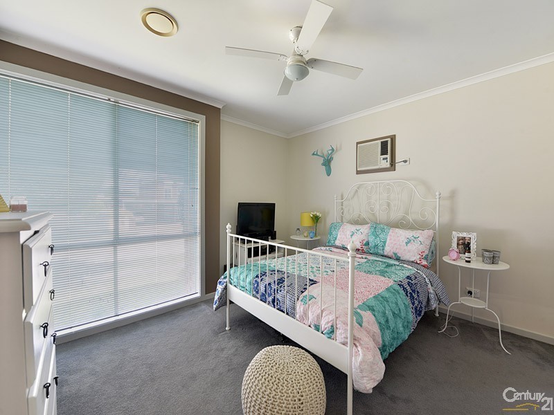 28 Godwin Avenue, Narre Warren VIC 3805