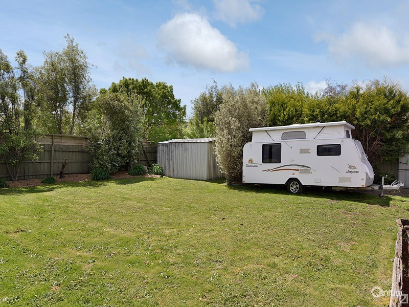 28 Godwin Avenue, Narre Warren VIC 3805