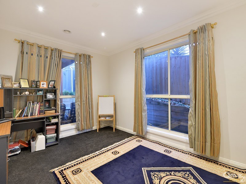 91 Marisa Crescent, Berwick VIC 3806