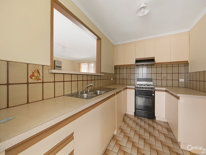 2/14 Wallowa Crescent, Narre Warren VIC 3805