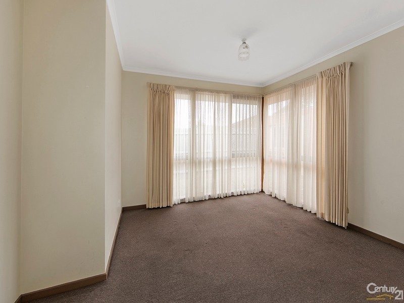 2/14 Wallowa Crescent, Narre Warren VIC 3805