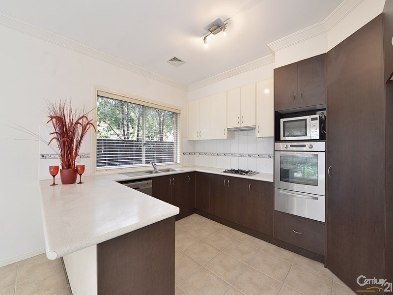 9 Rebecca Mac Court, Hallam VIC 3803