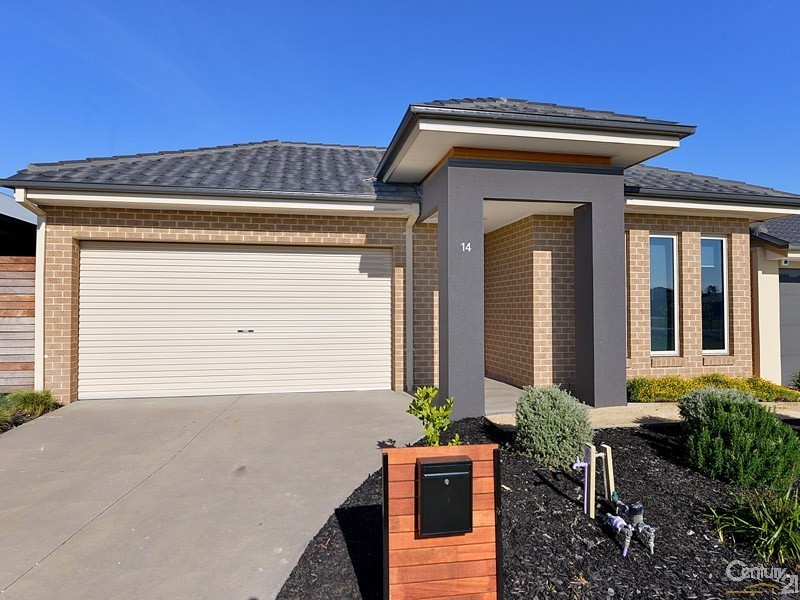 14 Jasmine Grove, Officer VIC 3809