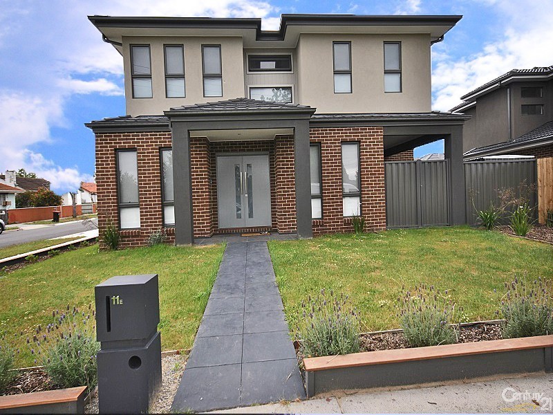 11E Hughes Crescent, Dandenong North VIC 3175