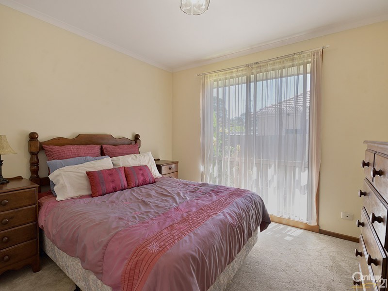 2/81 Corrigan Road, Noble Park VIC 3174