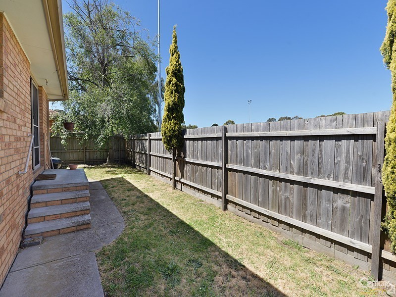 2/81 Corrigan Road, Noble Park VIC 3174