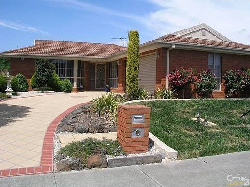 36 Cobblestone Avenue, Narre Warren South VIC 3805