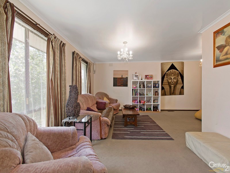 18 Yarrabee Court, Frankston VIC 3199