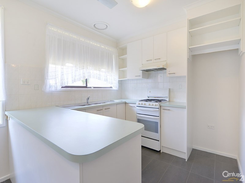 2/123 Clarendon Street, Cranbourne VIC 3977