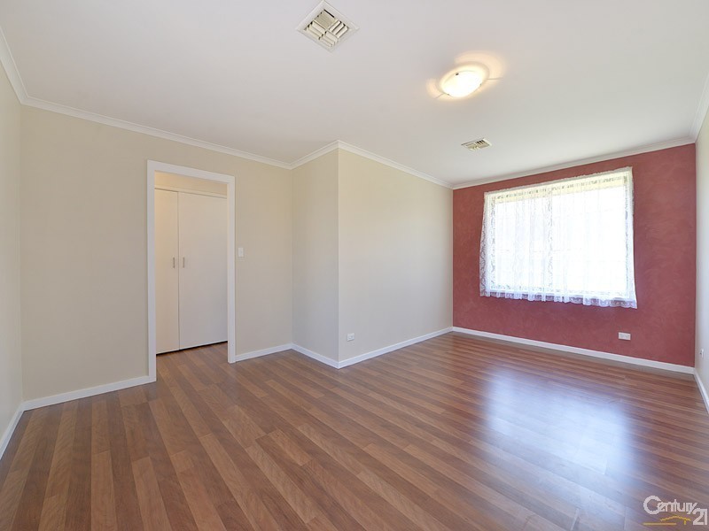 2/123 Clarendon Street, Cranbourne VIC 3977