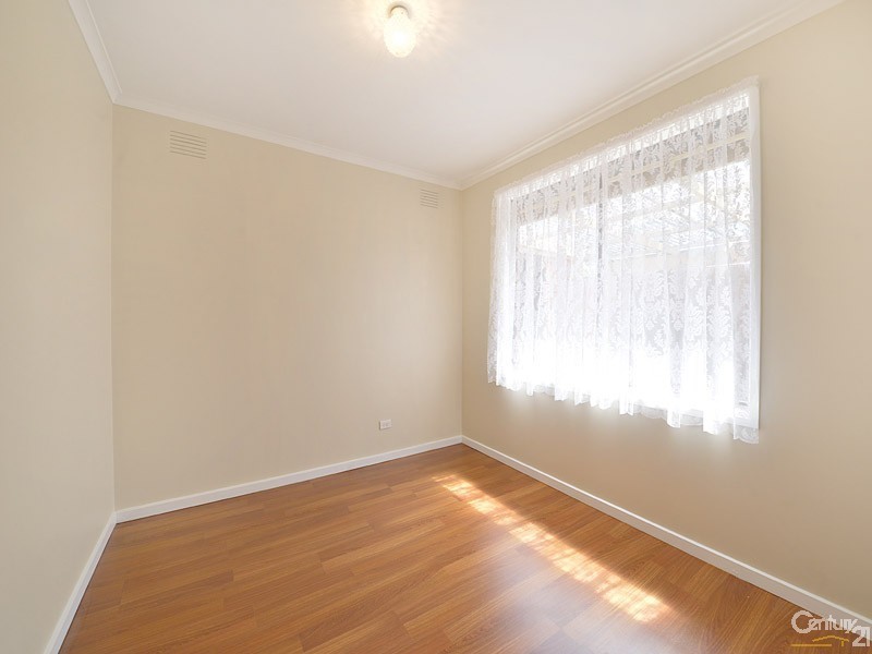 2/123 Clarendon Street, Cranbourne VIC 3977