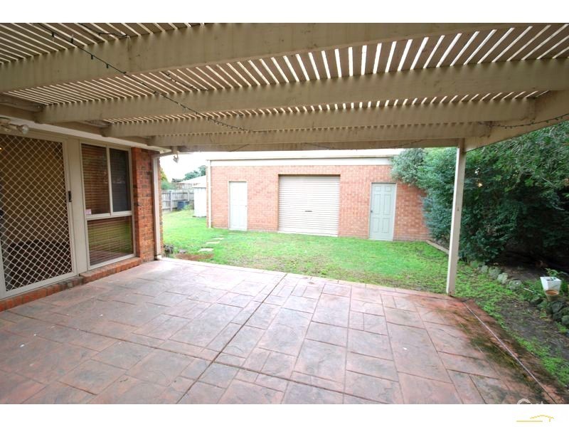 55  Lawless Drive, Cranbourne North VIC 3977