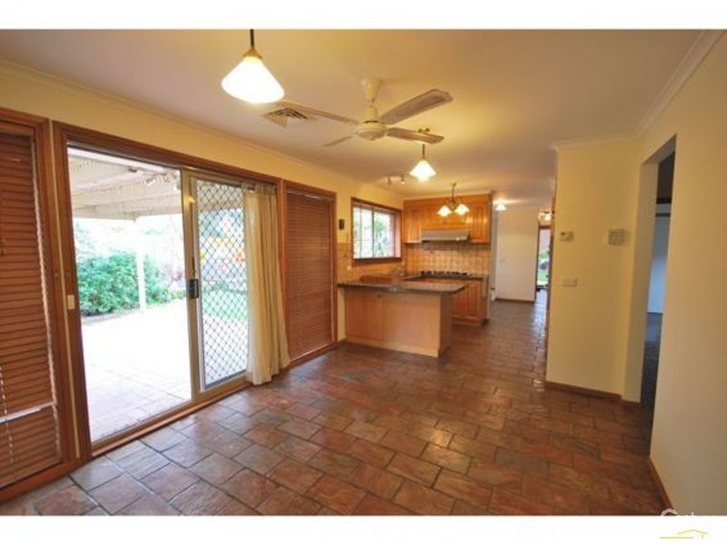 55  Lawless Drive, Cranbourne North VIC 3977