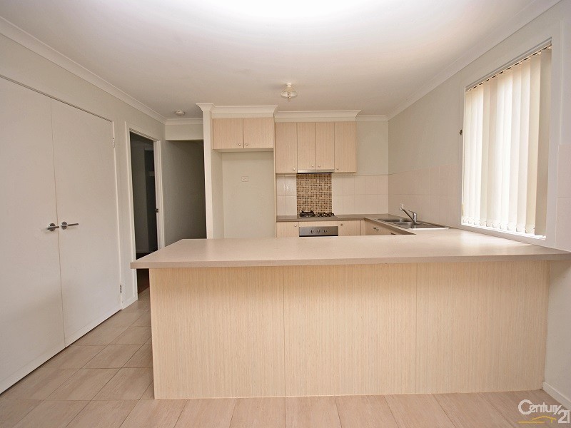 60  Kosta Boda Boulevard, Pakenham VIC 3810