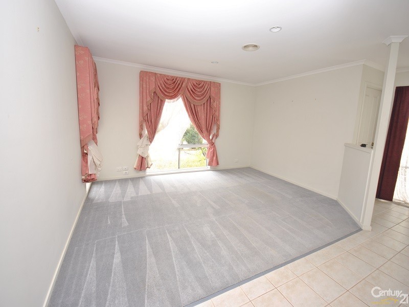 9 Mowbray Court, Berwick VIC 3806