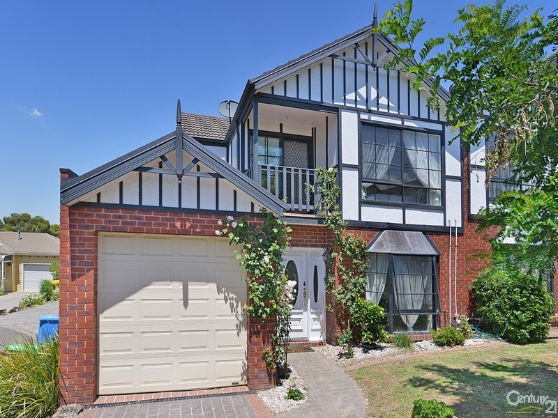 11/40-44 Warrawong Drive, Berwick VIC 3806