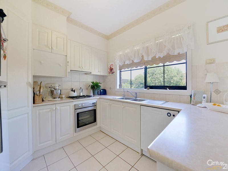 11/40-44 Warrawong Drive, Berwick VIC 3806