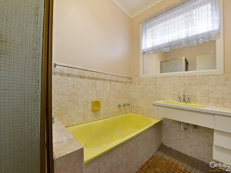 1 Teal Court, Dandenong North VIC 3175