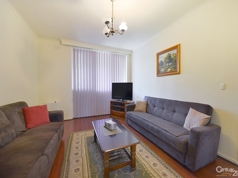 9/6 McFarlane Crescent, Dandenong VIC 3175