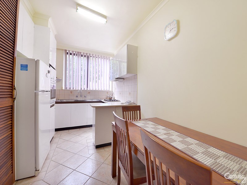 9/6 McFarlane Crescent, Dandenong VIC 3175