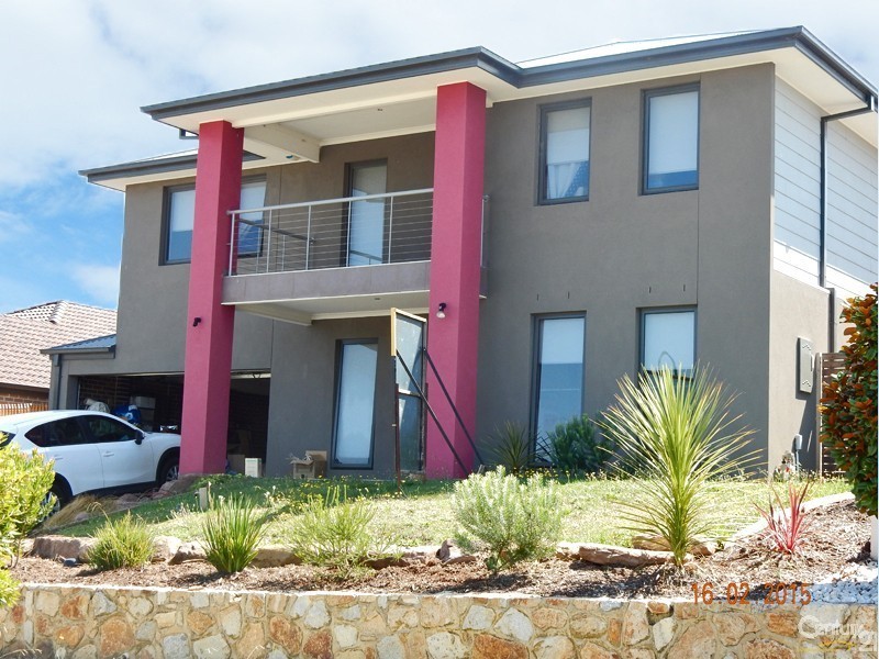 26 Bushlark Court, Berwick VIC 3806