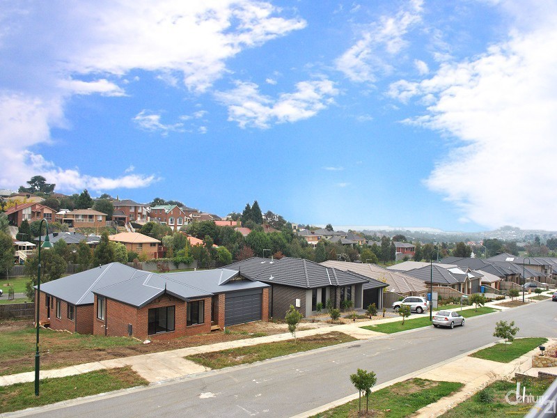 26 Bushlark Court, Berwick VIC 3806