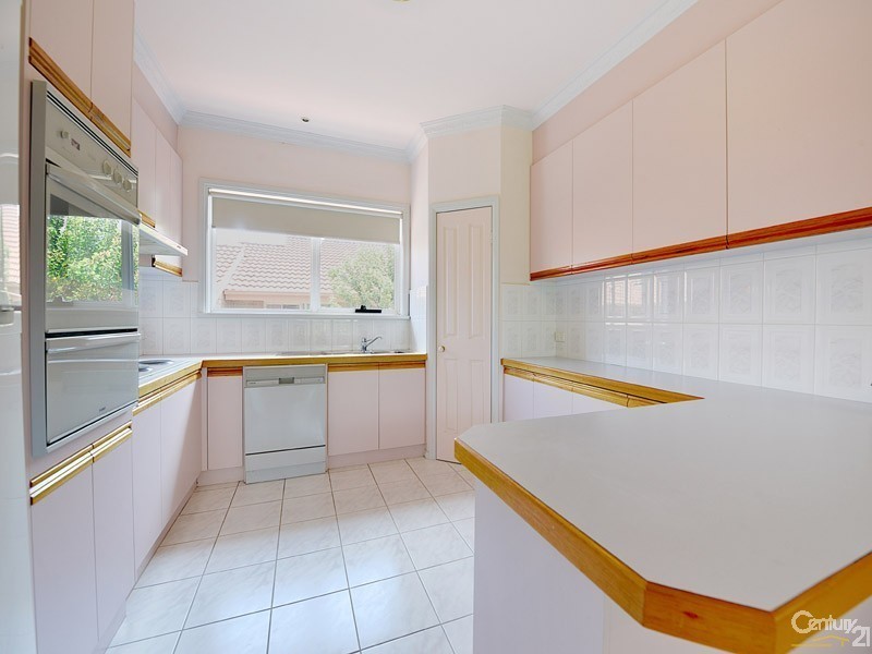 111 Telford Drive, Berwick VIC 3806