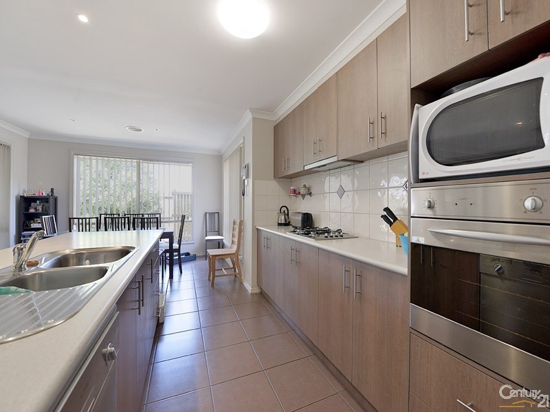 5  Calliandra Court, Berwick VIC 3806