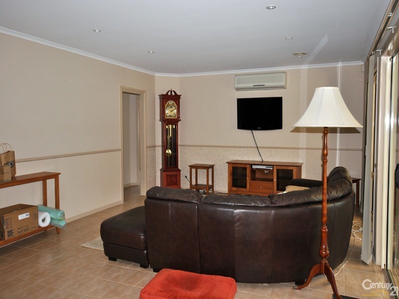 3 Lisson Court, Berwick VIC 3806