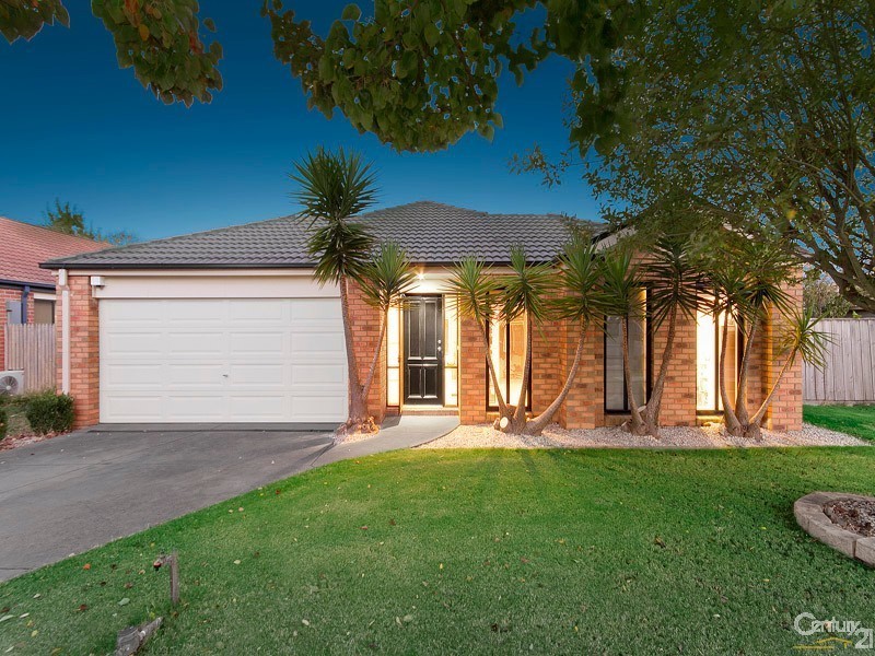 22 Beauford Avenue, Narre Warren South VIC 3805