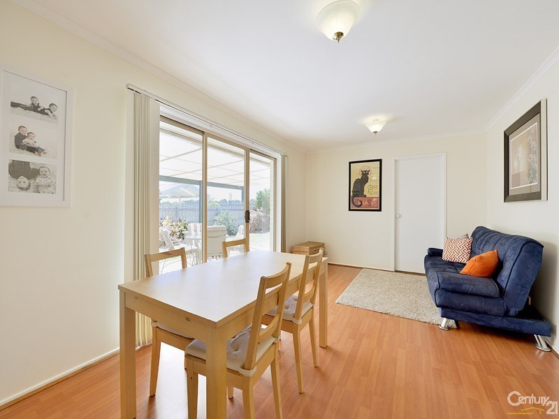 8  Finbar Court, Narre Warren South VIC 3805