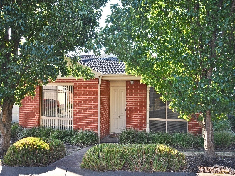 10/133 Bemersyde Drive, Berwick VIC 3806