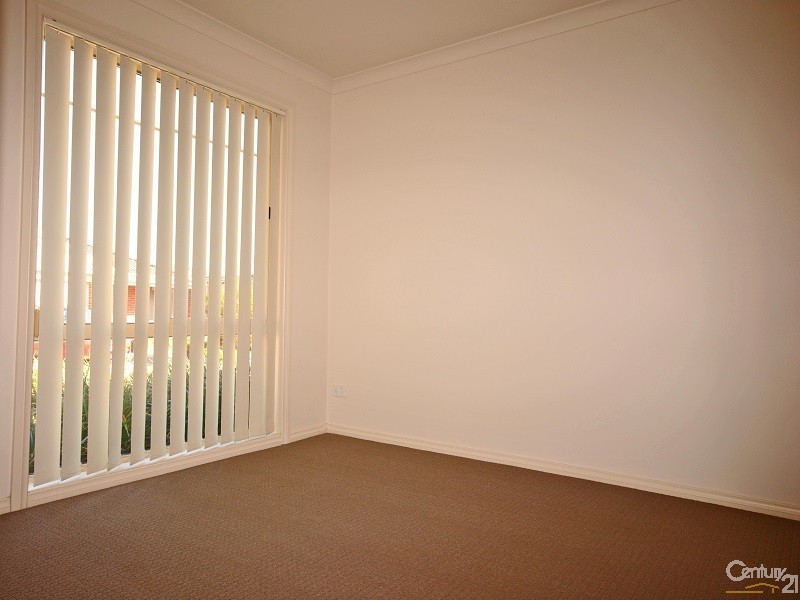 10/133 Bemersyde Drive, Berwick VIC 3806