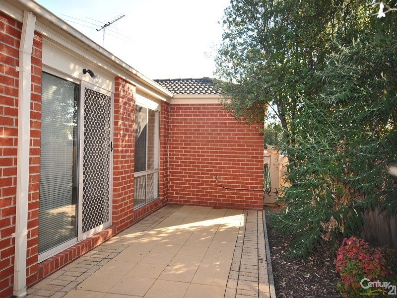 10/133 Bemersyde Drive, Berwick VIC 3806