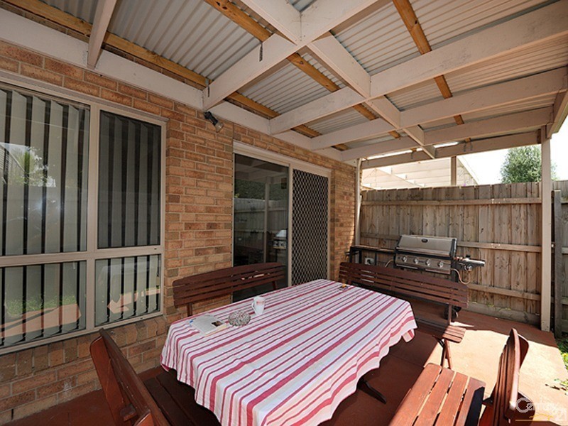 6/101 Golf Links Road, Berwick VIC 3806