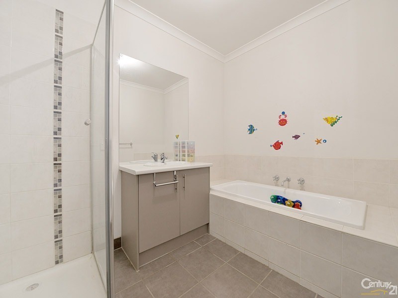 52 Windermere Boulevard, Pakenham VIC 3810